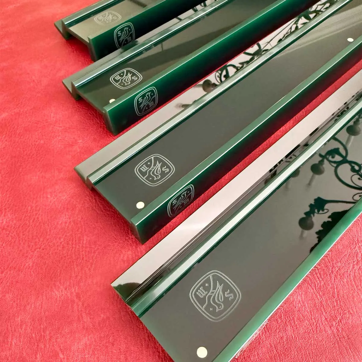 Sunday Emerald Mahjong Rack Set — Sunday Mahjong · Well·Kept Mahjong