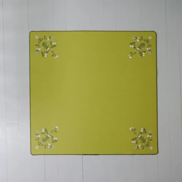 Pear Floral Felt Mahjong Mat