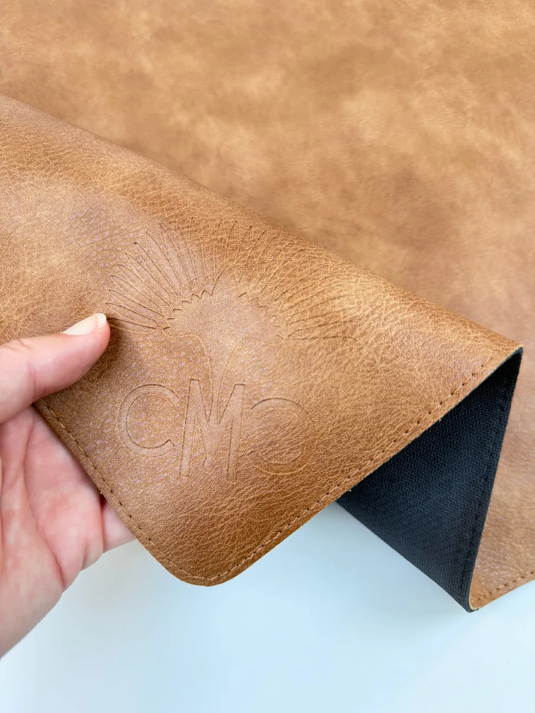 Brown Vegan Leather Mahjong Mat w/ Carrying Bag