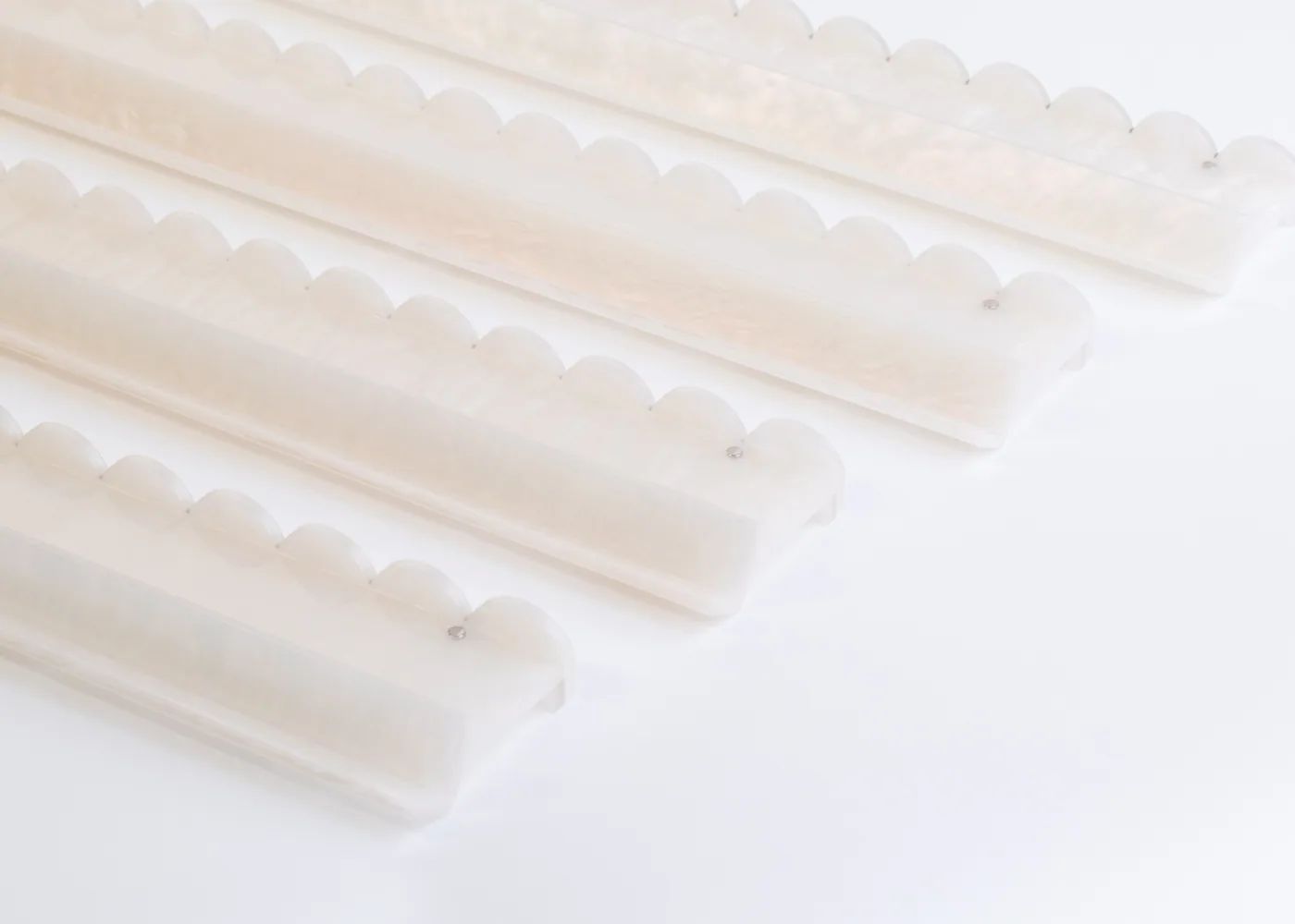 Scalloped Acrylic Racks (Iridescent Opal)
