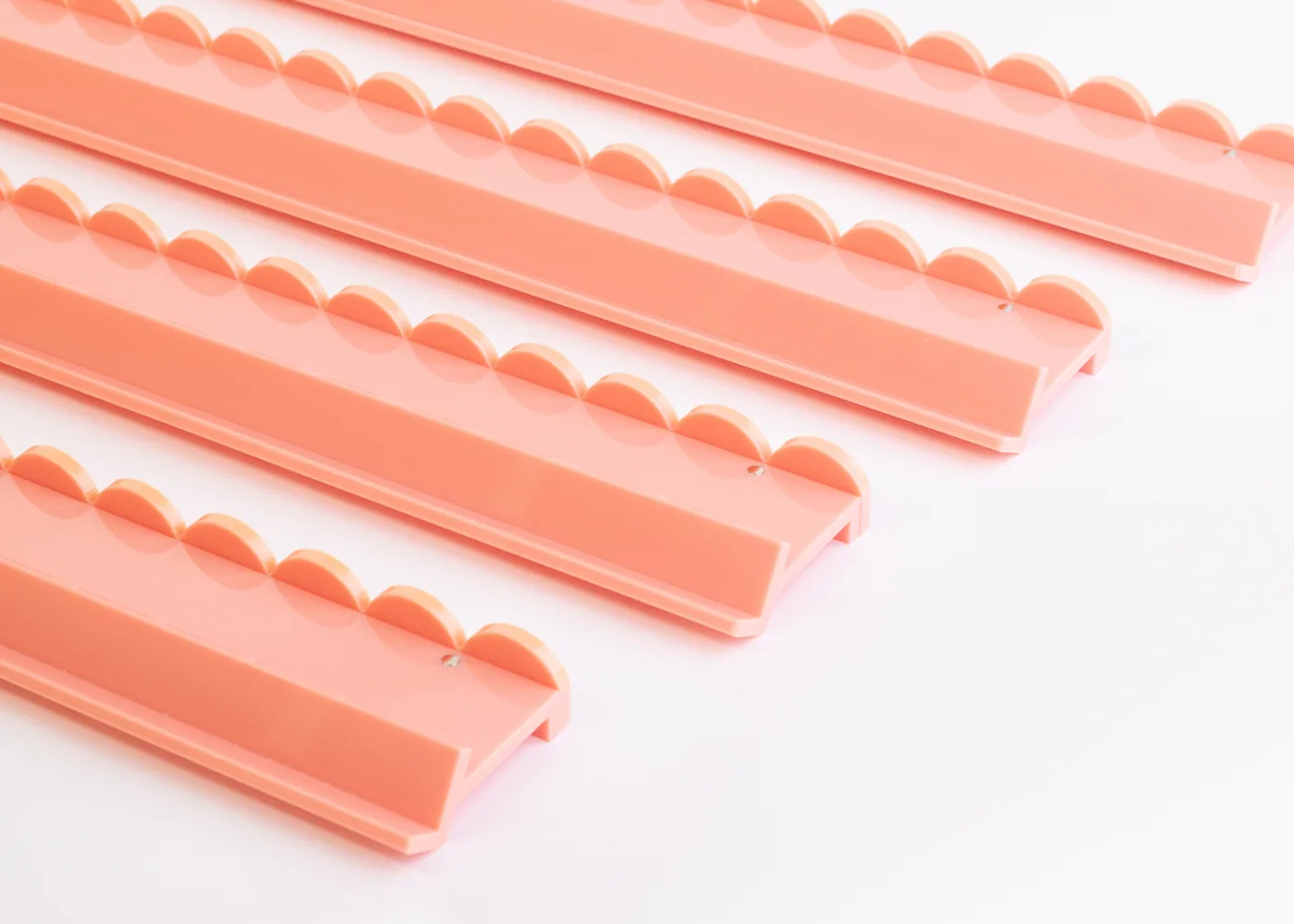 Scalloped Acrylic Racks (Peach Sorbet)
