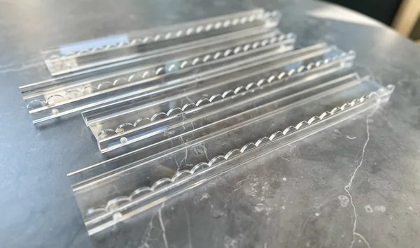Scalloped Clear Acrylic Rack and Pusher Set of 4