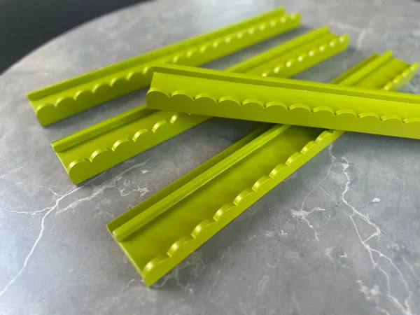 Palm Beach Green Wooden Racks with Scalloped Pushers