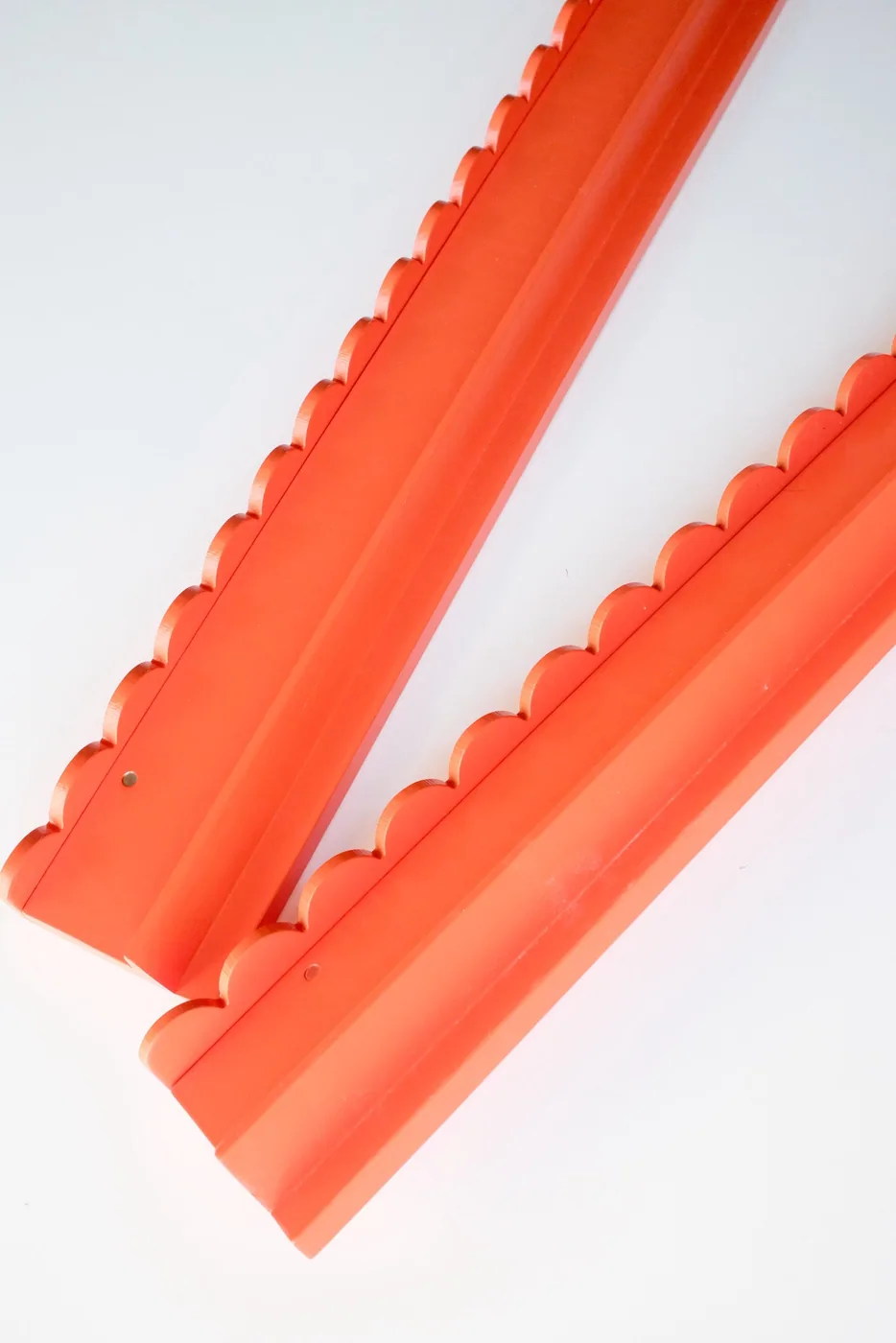 20" Scalloped Wooden Racks for Mahjong