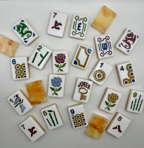 Golden Key Mahjong Set - Twilight Colorway