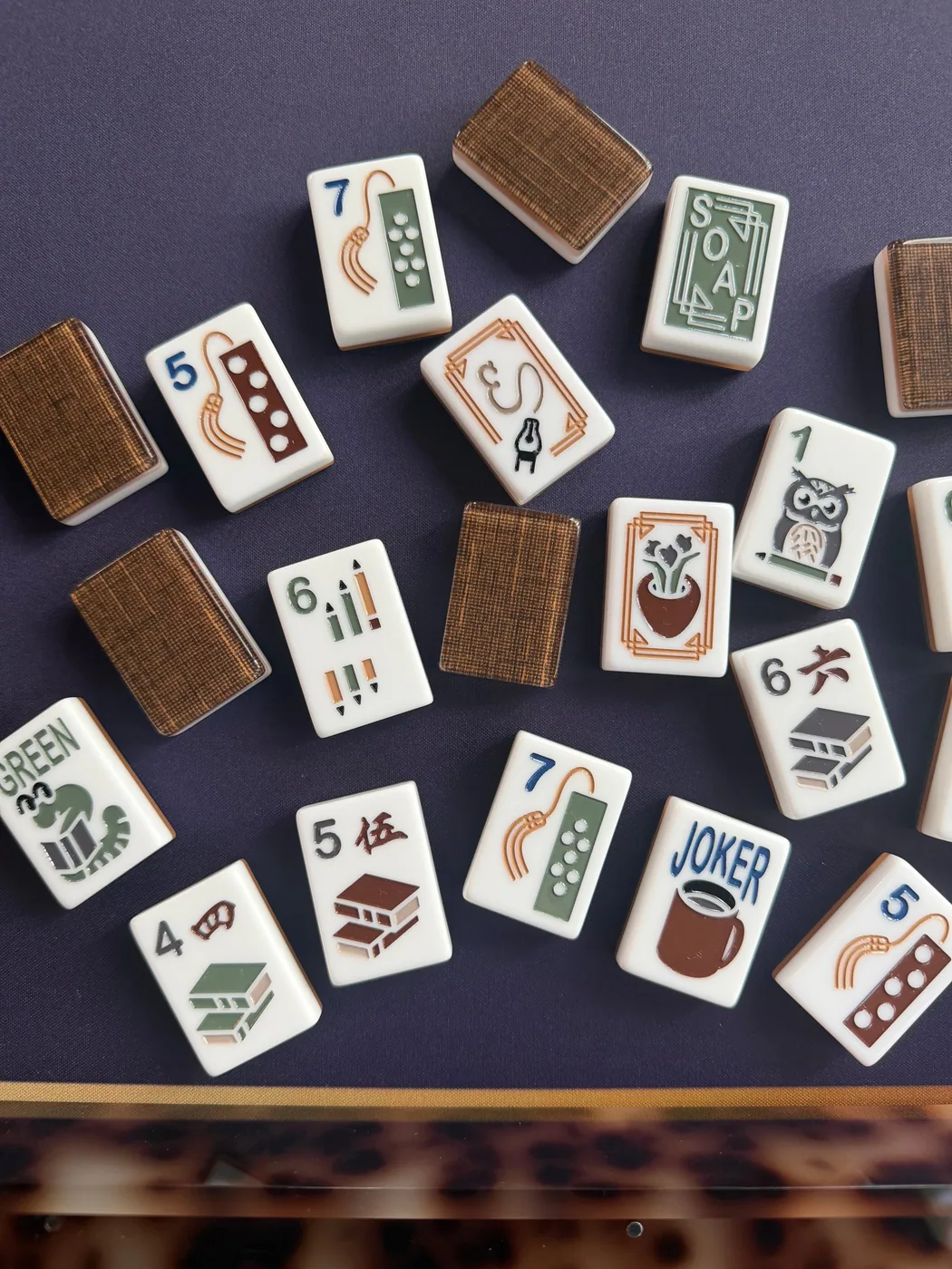 The Literary Society Mahjong Set