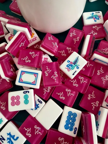3 Layer Cranberry tiles with Flamingo’s American Mah Jongg set