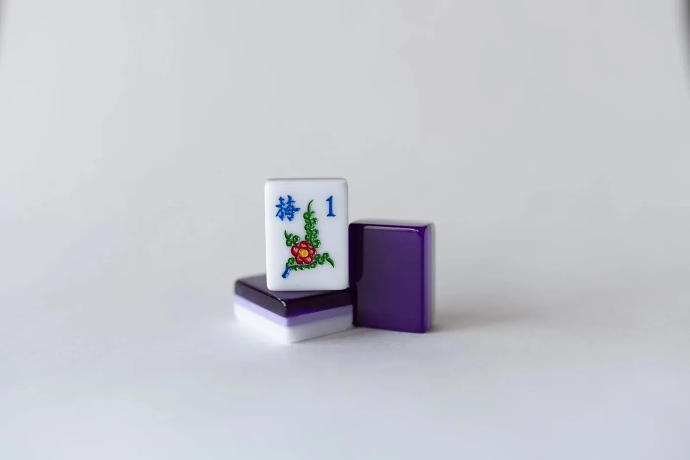 3 Layer Purple/Lavender/White Engraved and Hand Painted American Mah Jongg set
