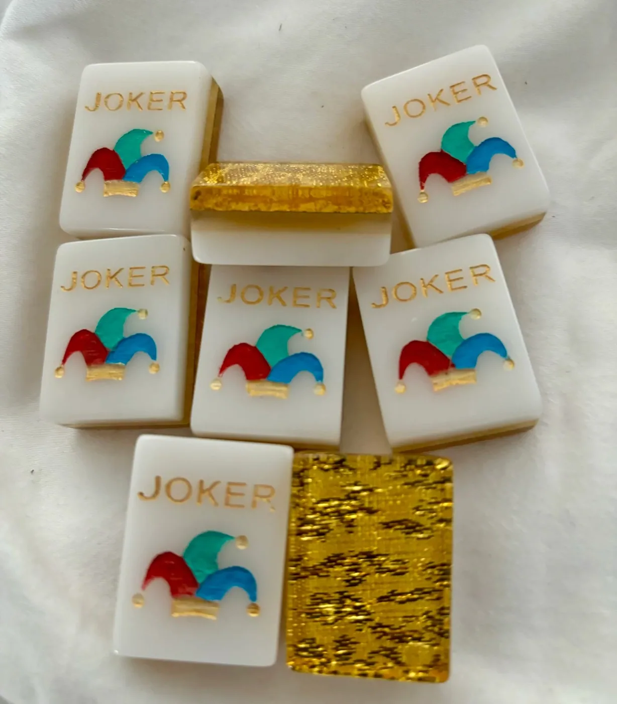 3 Layer Gold Sparkle Mahjong set with Jester Jokers