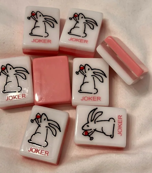 3 Layer Mauve Mahjong set with Custom Bunny Drinking Wine Jokers