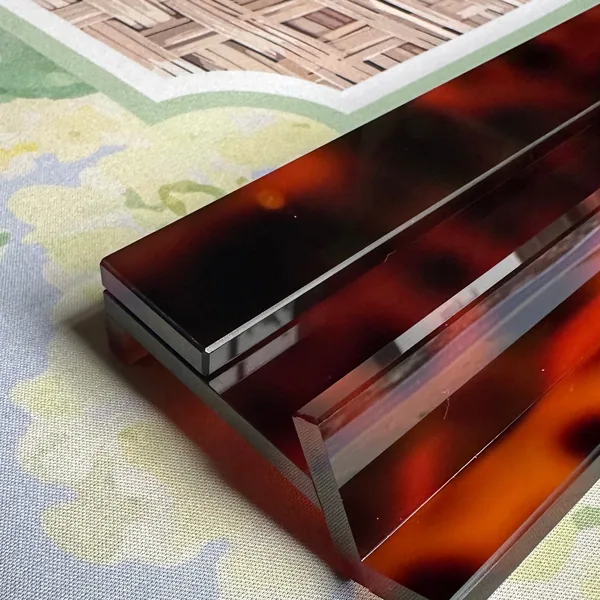 Tortoiseshell Straight Edge Mahjong Racks