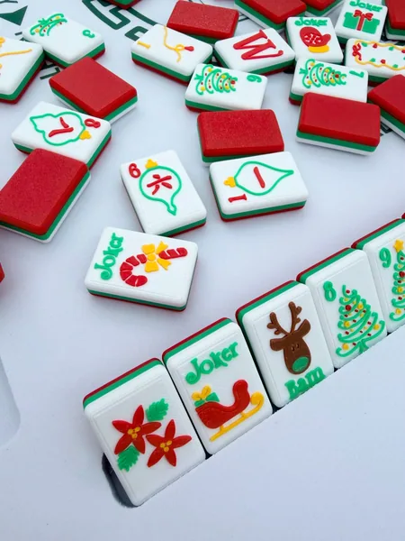 Merry & Bright Tiles