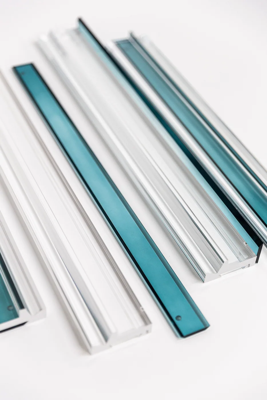 Lucite Pusher - Teal