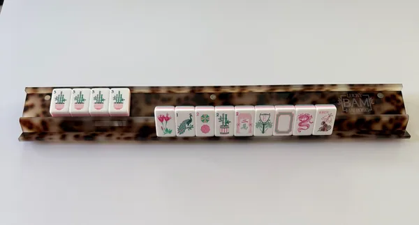 Blonde Tortoise Mahjong Rack Set