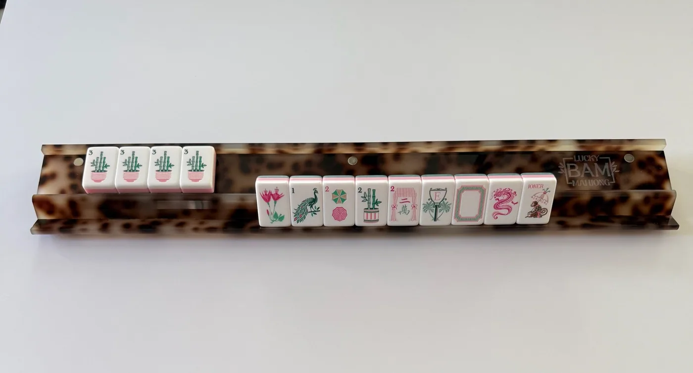 Blonde Tortoise Mahjong Rack Set