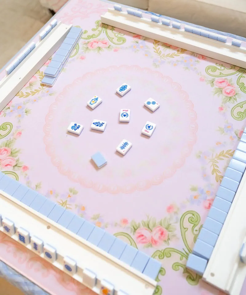 Vintage Rose Mahjong Mat
