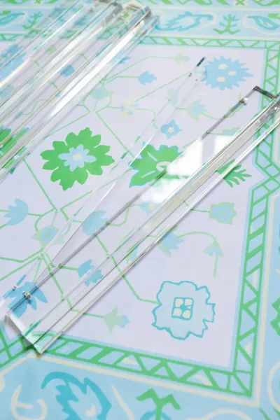 Transparent Lucite Acrylic Racks- 19 inch-set of 4