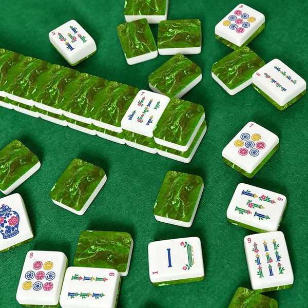 American Mahjong Tiles (Traditional Porcelain Style) GeodeSeries1 green IMG9936
