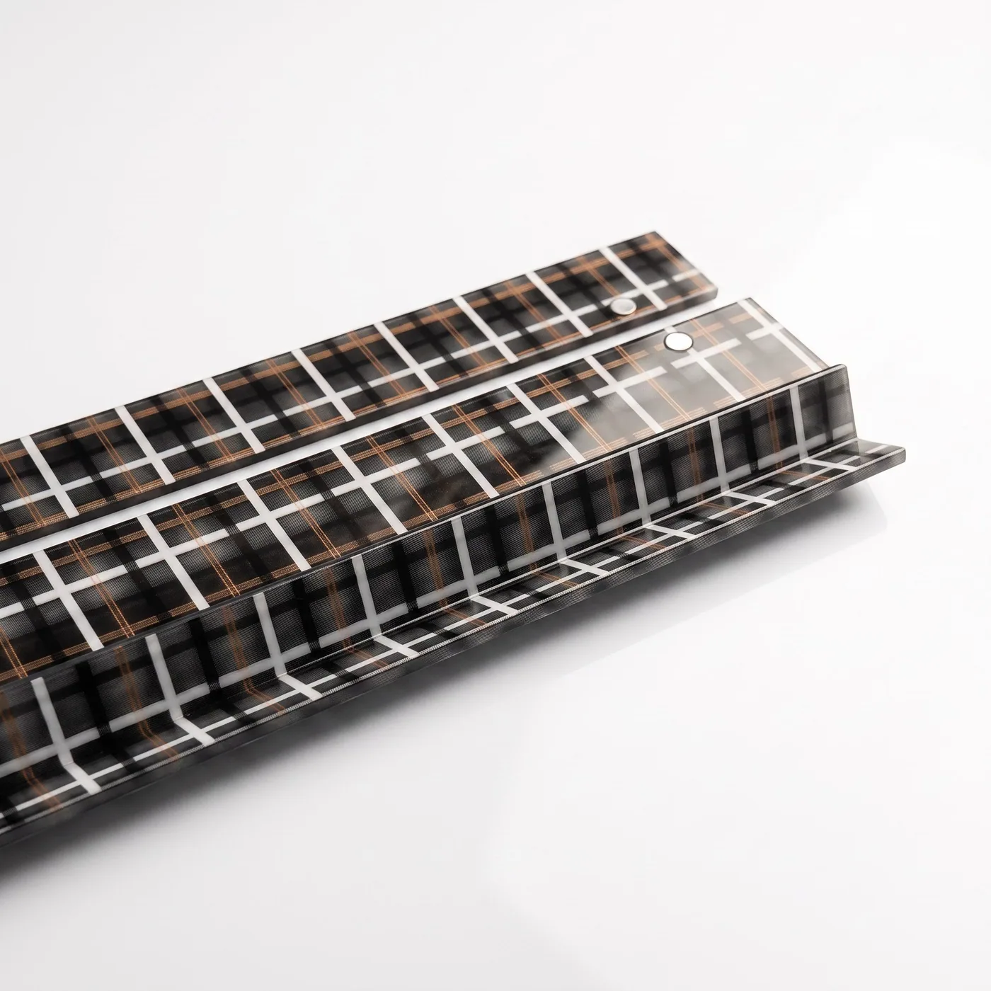 Modern Farmhouse Plaid-Print Acrylic Racks (Set of 4)