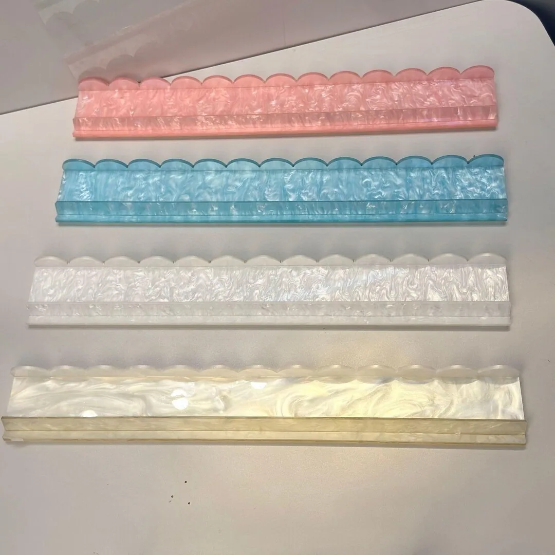 Bloomjong — Scalloped Pearlescent Mahjong Racks, Set of 4