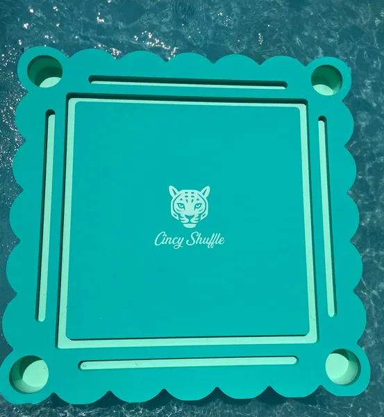 Scalloped Floating Pool Mat