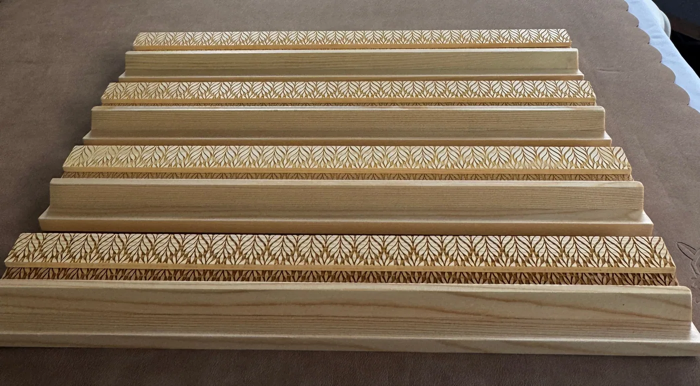 Engraved Natural Pine Wooden Racks & Pushers, Set of 4 — Leaf Design